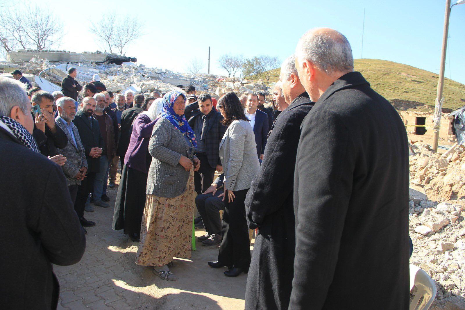 Pervin Buldan: Tek bir yetkili istifa etmedi