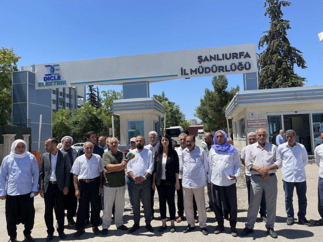 Şanlıurfa'da DEDAŞ'ı protesto eden çiftçiler serbest bırakıldı