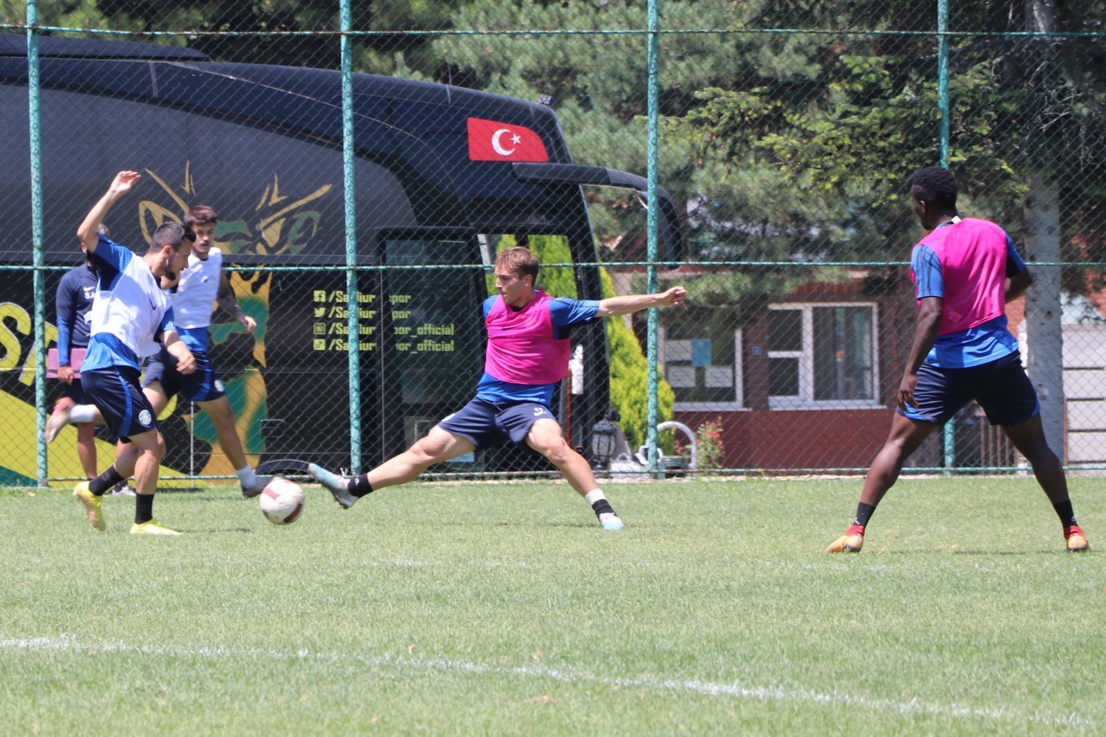 Şanlıurfaspor yoğun tempoda çalışıyor