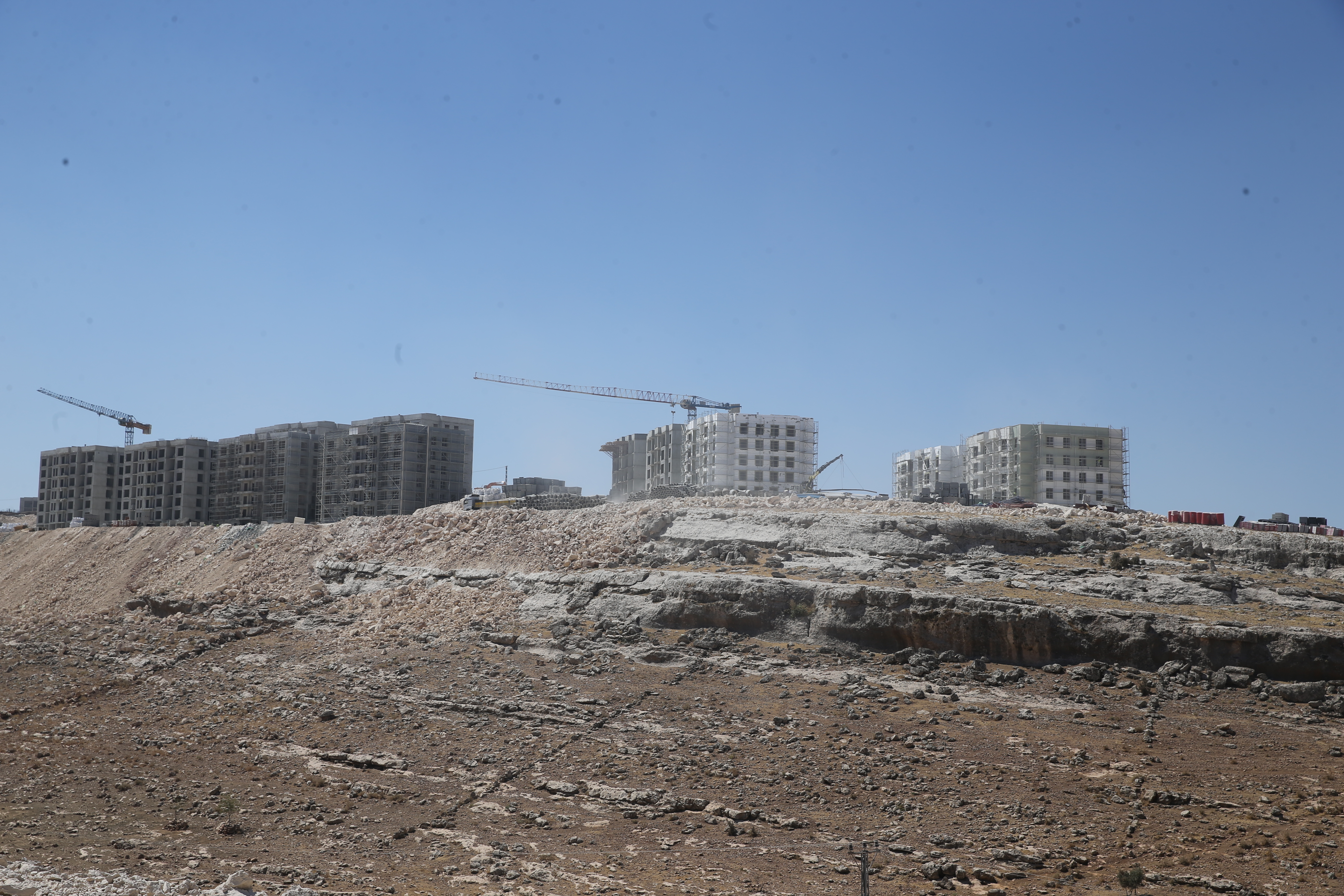 Şanlıurfa'daki deprem konutlarında çalışmalar sürüyor