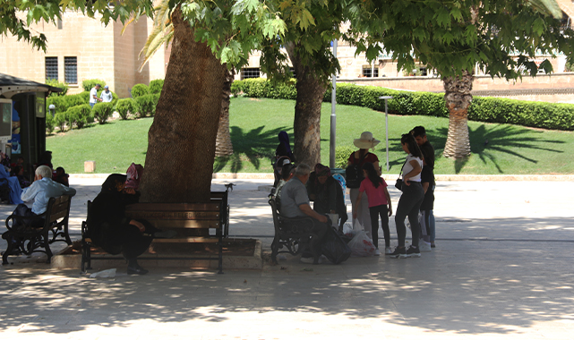 Şanlıurfa'da bunaltıcı sıcaklar: Valilik uyardı