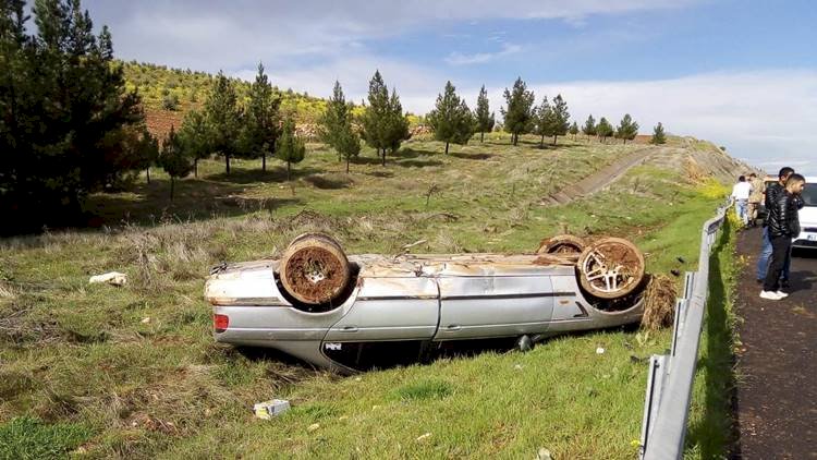 Suruç'ta Otomobil Devrildi 1 Kişi Yaralandı