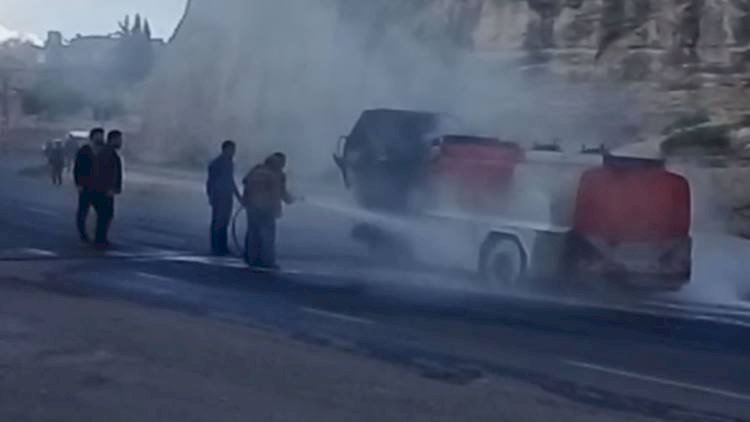 Birecik Facianın Eşiğinden Döndü Mazot Yüklü Tanker Alev Aldı