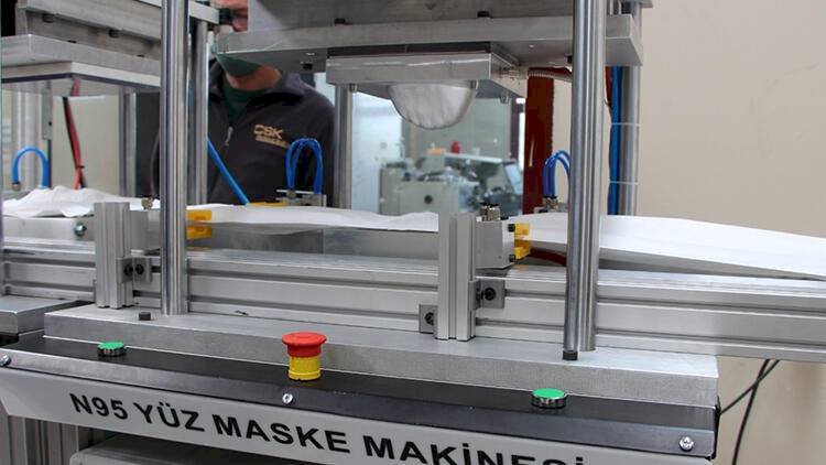 Meslek Liselerinin Büyük Başarısı 8 Milyon Cerrahi Maske Üretildi