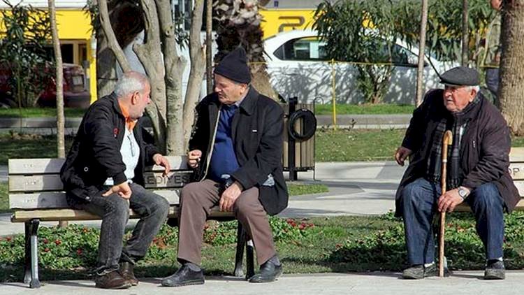 65 Yaşı Sokağa Çıkartmak İçin Formül Bulundu
