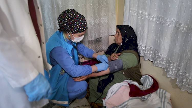 Şanlıurfa Sağlık Müdürlüğü: Evde Sağlık Hizmeti Kesintisiz Sürüyor
