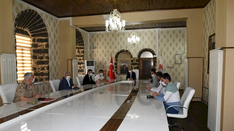 Vaka Sayılarının Arttığı Siverek'te Koronavirüs Değerlendirme Toplantısı Yapıldı
