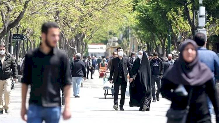 Türkiye'nin Sınır Kapılarını Açtığı Komşuda 2. Dalga Paniği