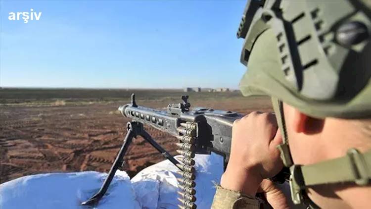 Şanlıurfa'da Güvenlik Güçlerinin İkna Ettiği Bir Terörist Teslim Oldu