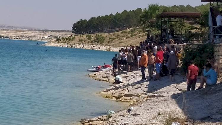Bozova'da Baraj Gölüne Giren İki Kişiden Biri Boğuldu Bir Kurtarıldı