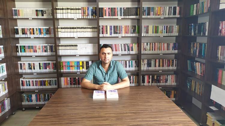 Şair Mahmut Nebi Kaya'nın Alya adlı ilk şiir kitabı çıktı (Özel Haber)