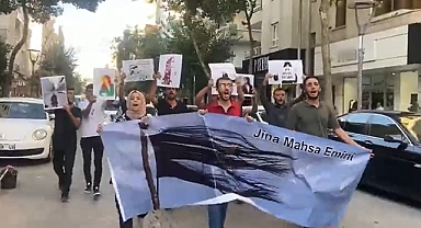 Şanlıurfa'da Mahsa Amini için yürüyüş düzenlendi