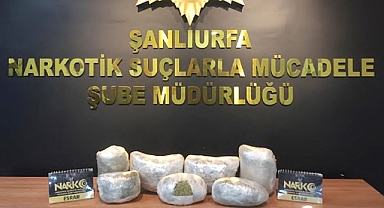 Şanlıurfa'da şüphe üzerine durdurulan araçta uyuşturucu ele geçirildi