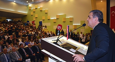 Bakan yardımcısı Kaymakcı Şanlıurfa'da konferans verdi