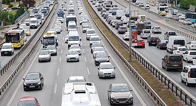 Eylülde trafiğe kaç araç kaydı yapıldı?