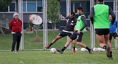 Şanlıurfaspor son hazırlıklarını Bursa'da tamamladı
