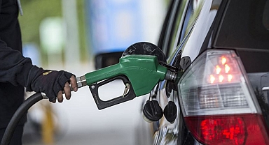Benzine indirim mi geliyor?