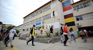 Liselerde disiplin cezalarına yeni düzenleme geldi