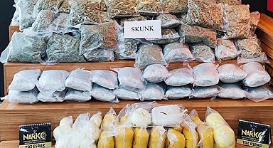 Şanlıurfa'da üniversite aracından çıkan uyuşturucuyla ilgili flaş gelişme