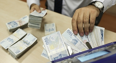 Milyonların gözü asgari ücret rakamında