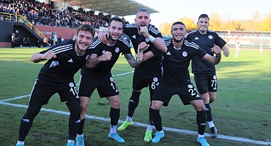 Karaköprü Belediyespor çıkışını sürdürdü