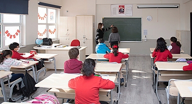 Türkiye'de 280 binden fazla öğrenci kayıt dışında