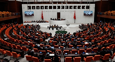 Meclis, kamudaki sözleşmelilere kadro teklifini görüşecek