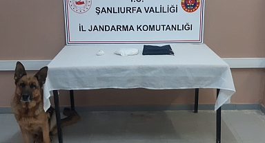 Şanlıurfa'da durduruldu: Çantadan uyuşturucu çıktı