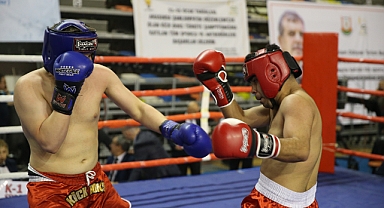Şanlıurfa'da düzenlenen Türkiye Kick Boks Turnuvası devam ediyor