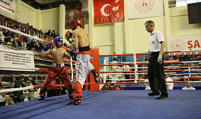 Şanlıurfa&#039;da düzenlenen turnuvada yarı final heyecanı başladı