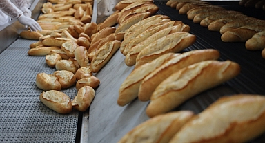 Şanlıurfa'da halk ekmek için seri üretim başladı: İşte fiyatı