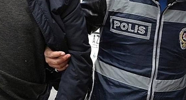 Şüphe üzerine durduruldu: Dolandırıcılıktan arandığı ortaya çıktı