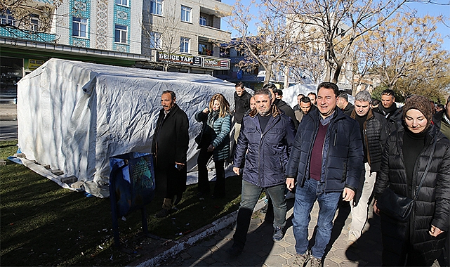 Babacan Şanlıurfa&#039;da depremzedeleri ziyaret etti
