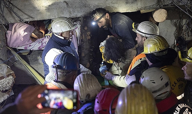 Binlerce madenci deprem bölgesinde