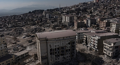 Deprem felaketinde can kaybı sayısı 44 bini geçti