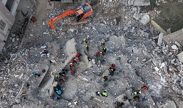 Deprem felaketinde can kayıpları 18 bini aştı