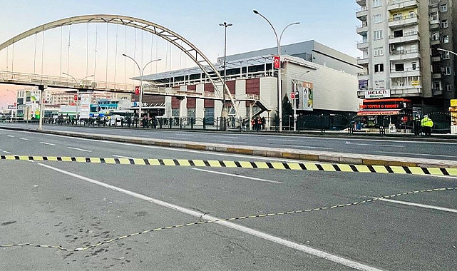 Diyarbakır - Şanlıurfa yolu trafiğe kapatıldı