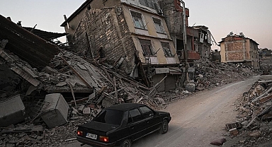 Kahramanmaraş merkezli depremlerde can kaybı arttı