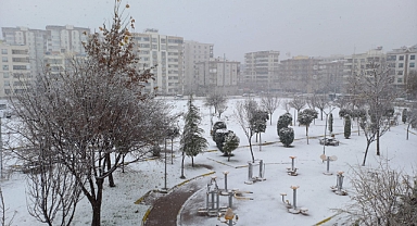 Şanlıurfa beyaza büründü