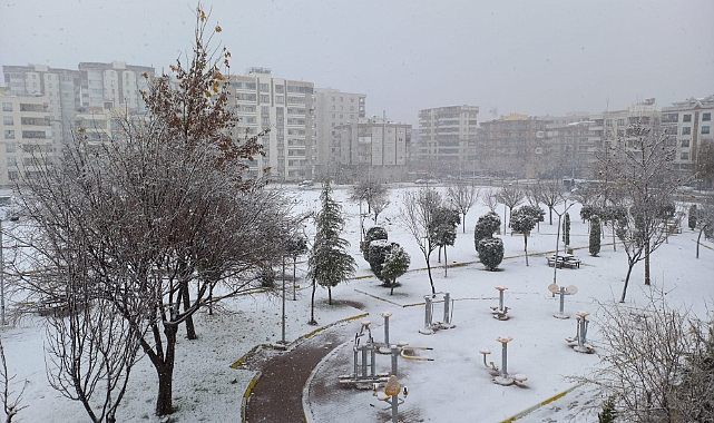 Şanlıurfa beyaza büründü