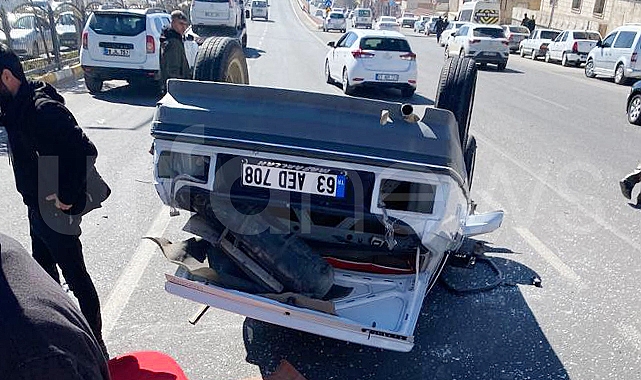 Şanlıurfa&#039;da otomobil takla attı: Yaralılar var