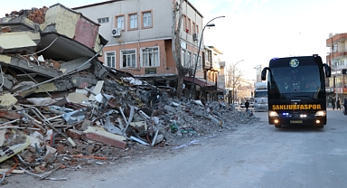 Şanlıurfaspor'dan Besni'deki depremzedelere yardım