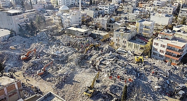 Depremde hayatını kaybedenlerin sayısı 46 bini geçti