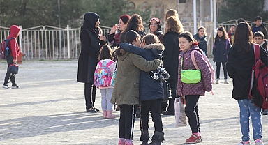 Depremden etkilenen Şanlıurfa'da okullar bugün açıldı