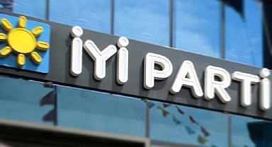 İYİ Parti'de neler oluyor: Önce istifa etti sonra vazgeçti