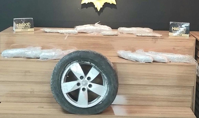 Şanlıurfa&#039;da araç lastiğinden uyuşturucu çıktı