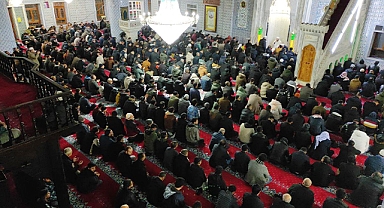 Şanlıurfa'da ilk teravih namazı kılındı
