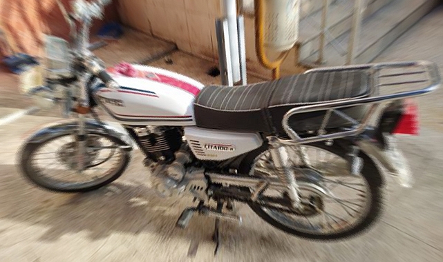 Şanlıurfa&#039;da plakasız motosiklet kullanan sürücüye para cezası