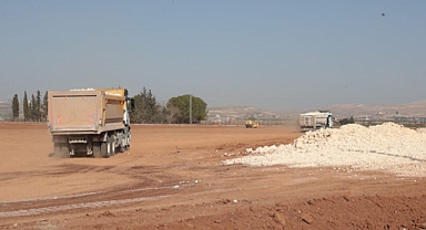 Şanlıurfa'da tarım arazisine konteyner kent kurulmasına tepki
