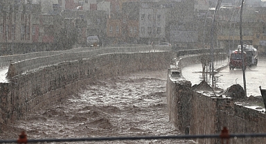 Şanlıurfalılar dikkat: Meteoroloji kuvvetli yağış için uyardı
